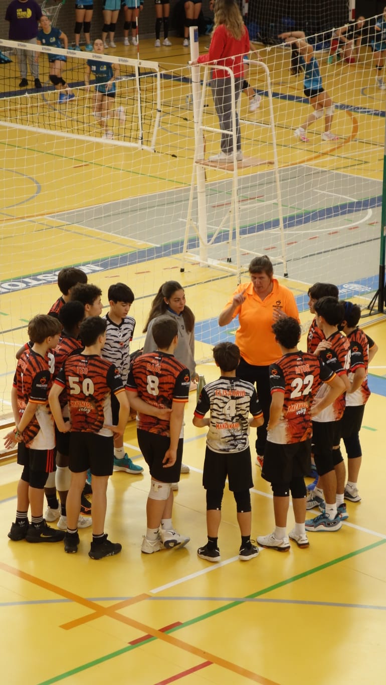 Charla de equipo durante un tiempo muerto